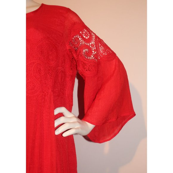 Red Shift Dress by Indigo Rose - Picture 3 of 3